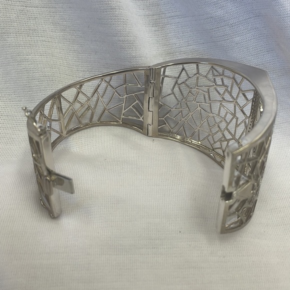 Sterling Silver 925 Diamond Bangle. - Picture 4 of 4